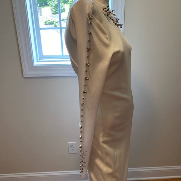 Givenchy Stud & Bead Embellished Gown. Size L. Retail $4780. - Picture 11 of 12